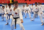Gençlik ve Spor Bakanı Akif Çağatay Kılıç, Başbakan Ahmet Davutoğlu'nun Ankara Atatürk Spor Salonu'nda yapacağı Toplu Açılış Töreni öncesi çalışmaları inceledi.