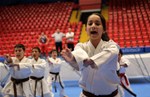 Gençlik ve Spor Bakanı Akif Çağatay Kılıç, Başbakan Ahmet Davutoğlu'nun Ankara Atatürk Spor Salonu'nda yapacağı Toplu Açılış Töreni öncesi çalışmaları inceledi.