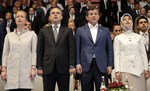 Başbakan Ahmet Davutoğlu ile Gençlik ve Spor Bakanı Akif Çağatay Kılıç, Gençlik ve Spor Bakanlığı’nın 190 adet Spor Tesisin açılışı ile 22 Adet Spor Tesisinin temel atma törenlerine katıldı.