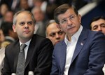 Başbakan Ahmet Davutoğlu ile Gençlik ve Spor Bakanı Akif Çağatay Kılıç, Gençlik ve Spor Bakanlığı’nın 190 adet Spor Tesisin açılışı ile 22 Adet Spor Tesisinin temel atma törenlerine katıldı.