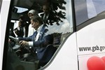 Başbakan Ahmet Davutoğlu ile Gençlik ve Spor Bakanı Akif Çağatay Kılıç, Gençlik ve Spor Bakanlığı’nın 190 adet Spor Tesisin açılışı ile 22 Adet Spor Tesisinin temel atma törenlerine katıldı.