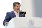 Başbakan Ahmet Davutoğlu ile Gençlik ve Spor Bakanı Akif Çağatay Kılıç, Gençlik ve Spor Bakanlığı’nın 190 adet Spor Tesisin açılışı ile 22 Adet Spor Tesisinin temel atma törenlerine katıldı.