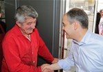 Gençlik ve Spor Bakanı Akif Çağatay Kılıç, Samsun Tekkeköy esnafını ziyaret etti.