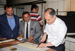 Gençlik ve Spor Bakanı Akif Çağatay Kılıç, Samsun'un Vezirköprü İlçesi Havza Caddesi esnafını ziyaret etti.