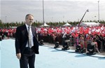 Cumhurbaşkanı Recep Tayyip Erdoğan ve Başbakan Ahmet Davutoğlu ile Gençlik ve Spor Bakanı Akif Çağatay Kılıç, İstanbul'un Fethi'nin 562. Yıl Dönümü Kutlamalarına katıldı.