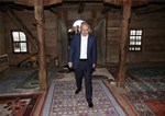 Gençlik ve Spor Bakanı Akif Çağatay Kılıç, Samsun Orduköy Mahallesi 'nde bulunan Tarihi Ordu Ahşap Camii'ni ziyaret etti.