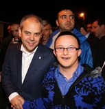 Gençlik ve Spor Bakanı Akif Çağatay Kılıç, Samsun'un Badırlı Mahallesi'nde hemşehrileri ile bir araya geldi.