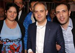 Gençlik ve Spor Bakanı Akif Çağatay Kılıç, Samsun'un Badırlı Mahallesi'nde hemşehrileri ile bir araya geldi.