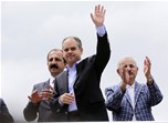 Gençlik ve Spor Bakanı Akif Çağatay Kılıç, Ak Parti Vezirköprü İlçe mitingine katıldı.