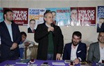 Gençlik ve Spor Bakanı Akif Çağatay Kılıç, Samsun'un 780 Rakımlı Gökçepınar Mahallesi'nde gençlerle bir araya geldi.