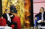 Gençlik ve Spor Bakanı Sayın Akif Çağatay Kılıç, Haberaks TV kanalında Fatih Korkmaz, Erdem Erol ve Sinan Sallabaş'ın hazırladığı Seçim 2015 programının konuğu oldu.
