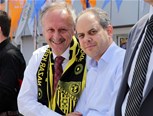 Gençlik ve Spor Bakanı Akif Çağatay Kılıç, Ak Parti Terme İlçe mitingine katıldı.