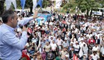 Gençlik ve Spor Bakanı Akif Çağatay Kılıç, Ak Parti Terme İlçe mitingine katıldı.