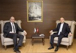 Gençlik ve Spor Bakanı Akif Çağatay Kılıç, Basketbol Federasyonu Başkanı Harun Erdenay'ı makamında kabul etti.