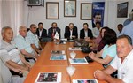 Gençlik ve Spor Bakanı Akif Çağatay Kılıç, Ak Parti Yakakent İlçe Başkanlığı'nı ziyaret etti.