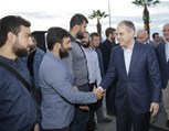 Gençlik ve Spor Bakanı Akif Çağatay Kılıç, Samsun Büyükşehir Belediyesi Sanat Merkezi'nde yetim çocuklar için düzenlenen iftar yemeğine katıldı.