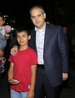 Gençlik ve Spor Bakanı Akif Çağatay Kılıç, Samsun Büyükşehir Belediyesi Sanat Merkezi'nde yetim çocuklar için düzenlenen iftar yemeğine katıldı.