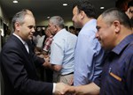 Gençlik ve Spor Bakanı Akif Çağatay Kılıç, AK Parti Samsun İlkadım İlçe Başkanlığı'nda düzenlenen bayramlaşma törenine katıldı.