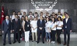 Gençlik ve Spor Bakanı Akif Çağatay Kılıç, “Kültürünü Yaşatan Şehirler Kültürünü Yaşayan Gençler Projesi'' kapsamında Amerika'dan ülkemize gelen gençleri makamında kabul etti.