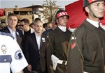Gençlik ve Spor Bakanı Akif Çağatay Kılıç, Osmaniye'nin Bahçe İlçesi'nde düzenlenen Şehit Piyade Uzm. Çvş. Hüseyin Ölmez'in cenaze törenine katıldı.