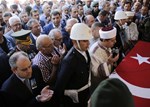 Gençlik ve Spor Bakanı Sayın Akif Çağatay Kılıç, Samsun'un Bafra İlçesi'nde düzenlenen şehit polis memuru Oktay Uçar’ın cenaze törenine katıldı.