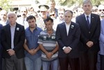 Gençlik ve Spor Bakanı Akif Çağatay Kılıç, trafik kazası sonucu hayatını kaybeden Piyade Uzman Onbaşı Orçun Yılmaz’ın cenaze törenine katıldı.