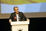 Gençlik ve Spor Bakanı Akif Çağatay Kılıç, AK Parti Samsun 62. İl Danışma Meclisi Toplantısına katıldı.