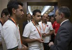 Gençlik ve Spor Akif Çağatay Kılıç, İngiltere’de düzenlenen Avrupa Şampiyonası’nda birinci olan Görme Engelliler A Milli Futbol Takımı’nı makamında kabul etti.