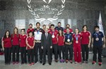 Gençlik ve Spor Bakanı Akif Çağatay Kılıç, Güreş A Milli Takımları'nı Gençlik ve Spor Bakanlığı merkez binasında kabul etti.