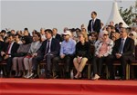 Gençlik ve Spor Bakanı Akif Çağatay Kılıç, Yenikapı Miting Alanı'nda düzenlenen 'Milyonlarca Nefes Teröre Karşı Tek Ses' Mitingi'ne katıldı.