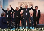 Gençlik ve Spor Bakanı Akif Çağatay Kılıç, Yenikapı Miting Alanı'nda düzenlenen 'Milyonlarca Nefes Teröre Karşı Tek Ses' Mitingi'ne katıldı.