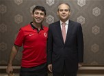 Gençlik ve Spor Bakanı Akif Çağatay Kılıç, Ampüte A Milli Futbol Takımını makamında kabul etti.