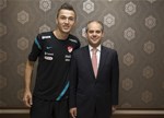 Gençlik ve Spor Bakanı Akif Çağatay Kılıç, Ampüte A Milli Futbol Takımını makamında kabul etti.
