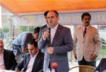 Gençlik ve Spor Bakanı Akif Çağatay Kılıç, Samsun'un Kavak İlçesi'nde Muhtarlar, Zı·raat Odası ve Esnaf Odaları ile bir araya geldi.