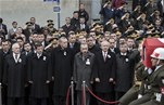 Gençlik ve Spor Bakanı Akif Çağatay, Şehit Astsubay Üstçavuş Erdem Ertan'ın Cenaze Törenine katıldı.
