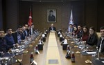 Gençlik ve Spor Bakanı Akif Çağatay Kılıç, Yıldırım Beyazıt Üniversitesi Öğrenci Konseyi ve Kulüp Başkanlarını makamında kabul etti.