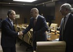 Gençlik ve Spor Bakanı Akif Çağatay Kılıç, Müstakil Sanayici ve İşadamları Derneği (MÜSİAD) Heyeti makamında kabul etti.