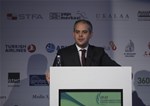 Gençlik ve Spor Bakanı Akif Çağatay Kılıç, Çırağan Sarayı'nda düzenlenen 6. Boğaziçi Zirvesi Spor Ekonomisi ve Sporla Büyüyen Gençlik Konulu Panele katıldı.