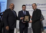 Gençlik ve Spor Bakanı Akif Çağatay Kılıç, Çırağan Sarayı'nda düzenlenen 6. Boğaziçi Zirvesi Spor Ekonomisi ve Sporla Büyüyen Gençlik Konulu Panele katıldı.