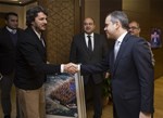Gençlik ve Spor Bakanı Akif Çağatay Kılıç, Türkiye Foto Muhabirleri Derneği (TFMD) Heyetini makamında kabul etti.