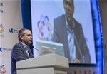 Gençlik ve Spor Bakanı Akif Çağatay Kılıç, Küresel Gençlik Zirvesi '15 programına katıldı.