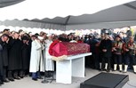 Gençlik ve Spor Bakanı Akif Çağatay Kılıç, Koç Holding Yönetim Kurulu Başkanı Mustafa Koç'un cenaze törenine katıldı.