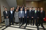 Sinop Valisi Dr. Yasemin Özata Çetinkaya ve beraberindeki heyet, Bakan Çağatay Kılıç'a taziye ziyaretinde bulundu.