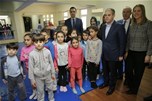 Bakan Çağatay Kılıç, Mardin'deki programı çerçevesinde Artuklu Gençlik Merkezi'ni ziyaret etti. Bakan Çağatay Kılıç Merkez'de gençlerle yakından ilgilendi.