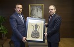 Gençlik ve Spor Bakanı Akif Çağatay Kılıç, Canik Belediye Başkanı Osman Genç'i makamında kabul etti.