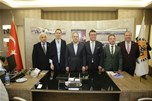Gençlik ve Spor Bakanı Akif Çağatay Kılıç, Atakum Belediyesi'ni ziyaret etti.