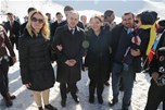 Başbakan Ahmet Davutoğlu, Gençlik ve Spor Bakanı Akif Çağatay Kılıç ile Bingöl’deki Haserek Kayak Merkezi’nin açılışını yaptı.
