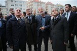 Bakan Çağatay Kılıç, yangın hadisesi yaşayan Samsun Medical Park Hastanesi'ni ziyaret etti.