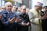Bakan Çağatay Kılıç, vefat eden DSİ Van Bölge Müdürü Mehmet Recep Çıtır'ın cenaze namazına katıldı.