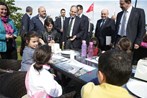 Bakan Çağatay Kılıç, İstiklal İlköğretim Okulu öğrencileri ile sohbet etti.